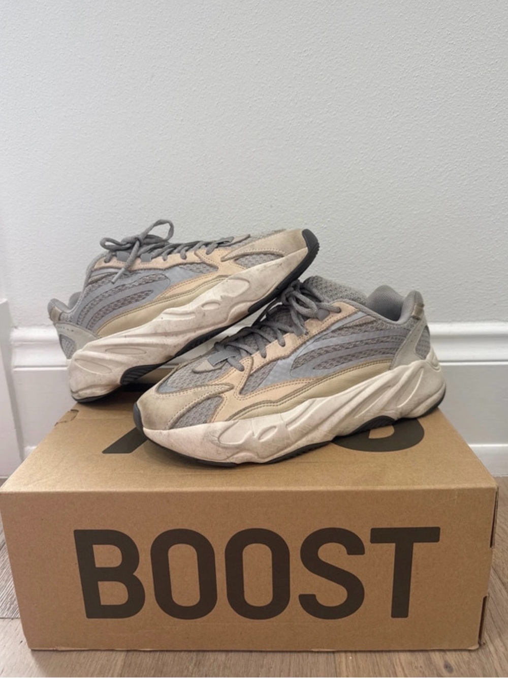 Yeezy Boost 700 V2 Creams